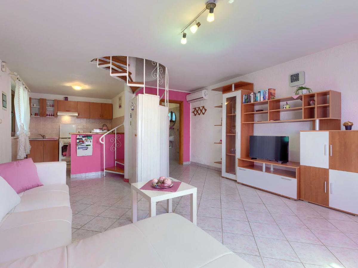 Sveti Petar u Sumi Holiday Home Nikolina - Roj412 By Interhome מראה חיצוני תמונה